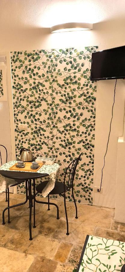 Little Apartamento *